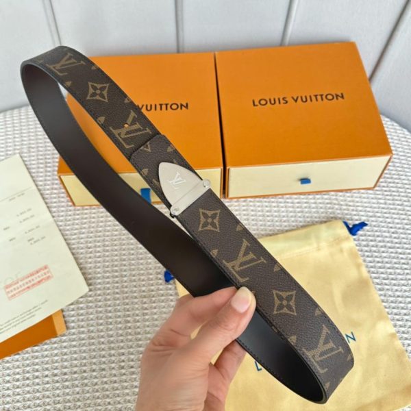 replica,repliche,fake,1:1,earrings,bracelet,ring,jewelry Cintura boutique da donna LOUIS VUITTON larghezza 35