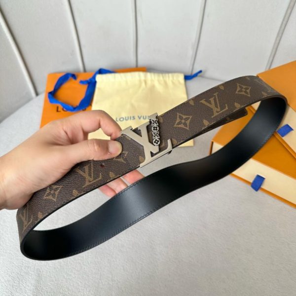 replica,repliche,fake,1:1,earrings,bracelet,ring,jewelry LOUIS VUITTON nuovo prodotto Cintura larghezza 40mm