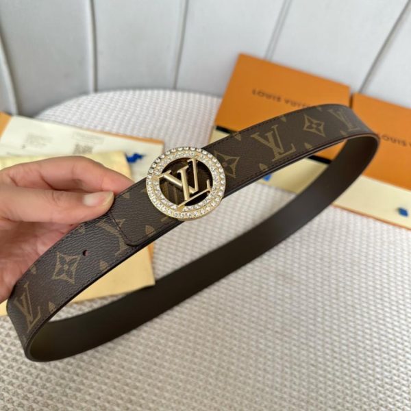 replica,repliche,fake,1:1,earrings,bracelet,ring,jewelry Cintura boutique da donna LOUIS VUITTON larghezza 35