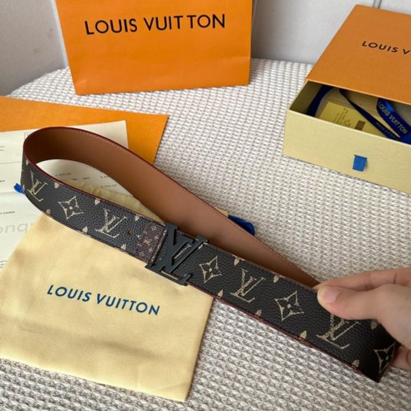 replica,repliche,fake,1:1,earrings,bracelet,ring,jewelry Nuova cintura LOUIS VUITTON da uomo