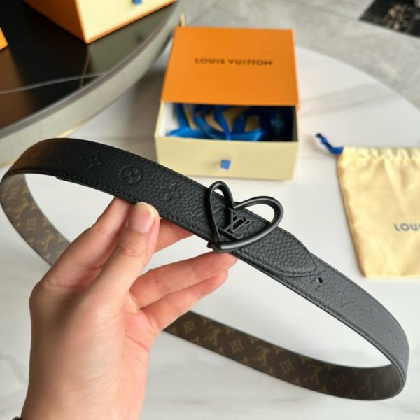 replica,repliche,fake,1:1,earrings,bracelet,ring,jewelry Cintura Classica da Donna LOUIS VUITTON Larghezza 30mm