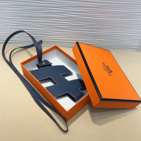 replica,repliche,fake,1:1,earrings,bracelet,ring,jewelry Borsa porta cellulare Hermès