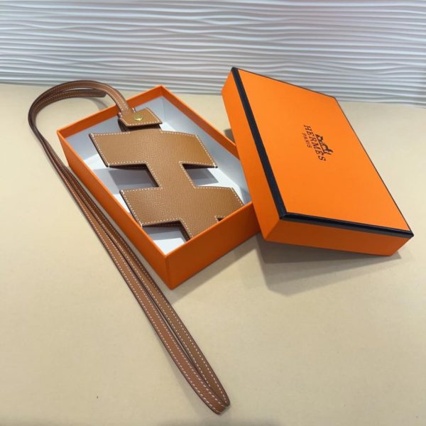 replica,repliche,fake,1:1,earrings,bracelet,ring,jewelry Borsa porta cellulare Hermès