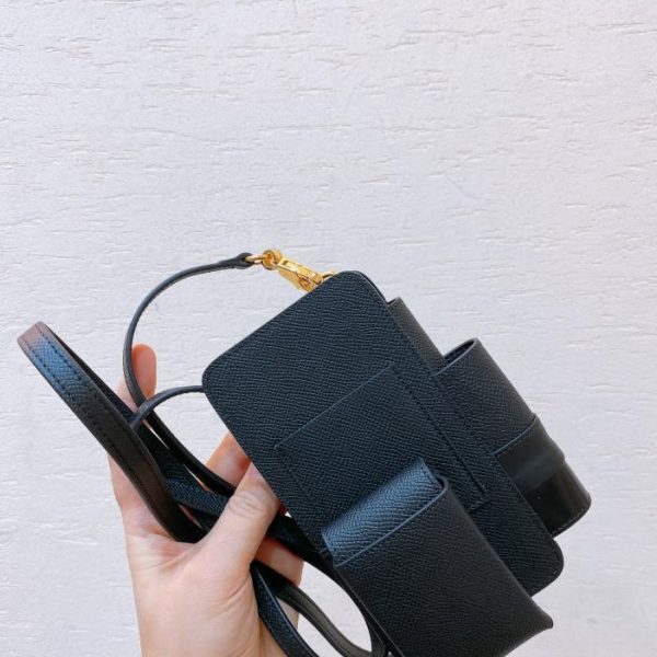 replica,repliche,fake,1:1,earrings,bracelet,ring,jewelry Borsa porta cellulare Hermès