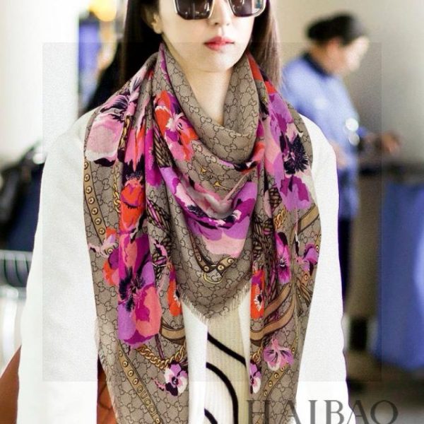 replica,repliche,fake,1:1,earrings,bracelet,ring,jewelry Borsa Gucci con catena e fiori