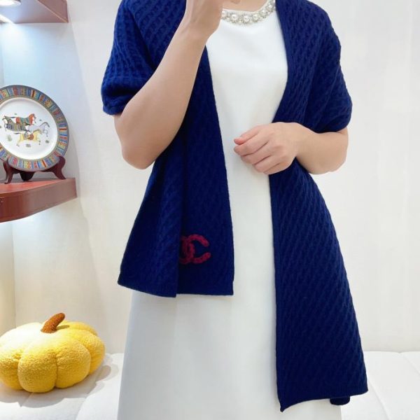 Capi in maglia originali Chanel