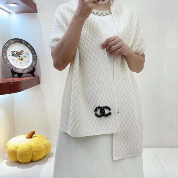 Capi in maglia originali Chanel