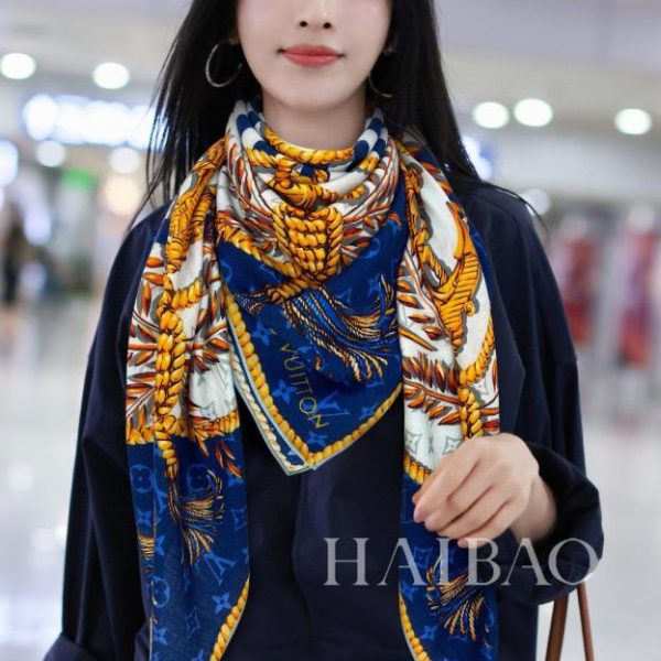 replica,repliche,fake,1:1,earrings,bracelet,ring,jewelry Sciarpa quadrata in cashmere Louis Vuitton