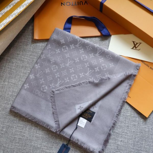 replica,repliche,fake,1:1,earrings,bracelet,ring,jewelry Sciarpa quadrata in cashmere Louis Vuitton