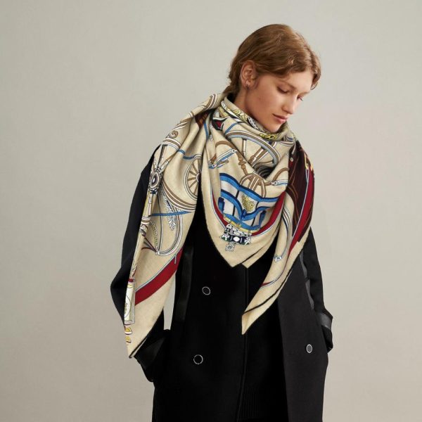 Sciarpa quadrata Hermes in cashmere double face in tinta