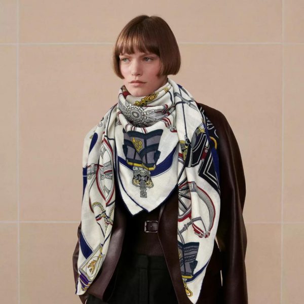 replica,repliche,fake,1:1,earrings,bracelet,ring,jewelry Sciarpa quadrata Hermes in cashmere double face in tinta
