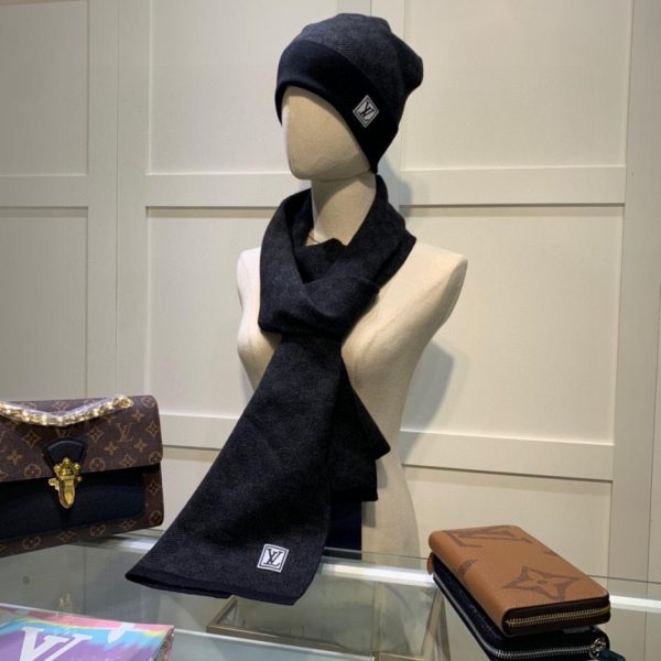 replica,repliche,fake,1:1,earrings,bracelet,ring,jewelry Cappello + sciarpa della serie di abiti Louis Vuitton