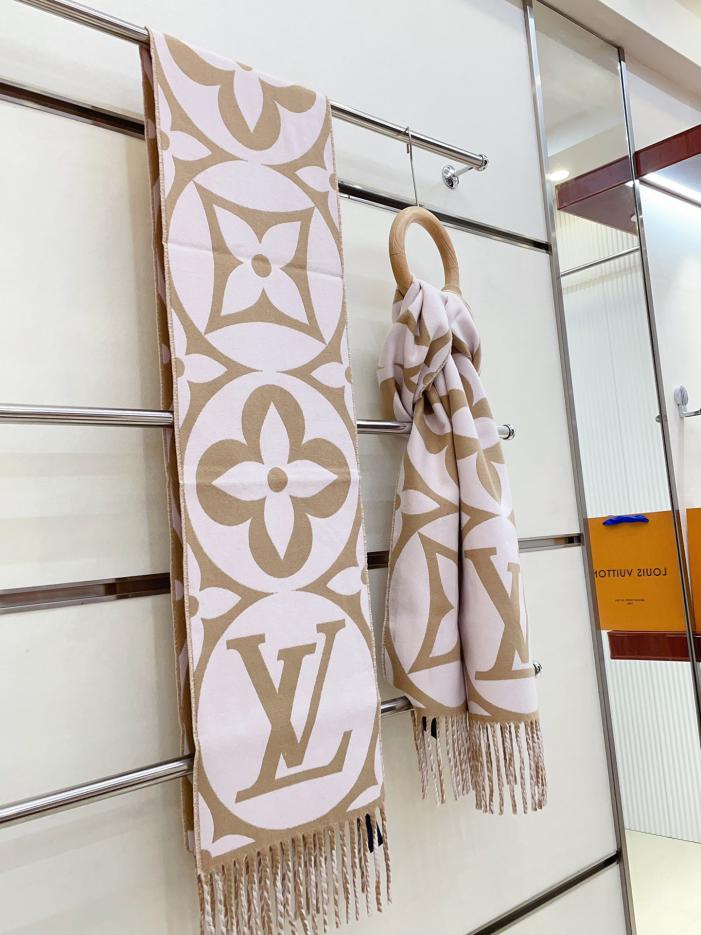 replica,repliche,fake,1:1,earrings,bracelet,ring,jewelry Sciarpa Louis Vuitton a grandi lettere replica,repliche,fake,1:1,earrings,bracelet,ring,jewelry Sciarpa Louis Vuitton a grandi lettere