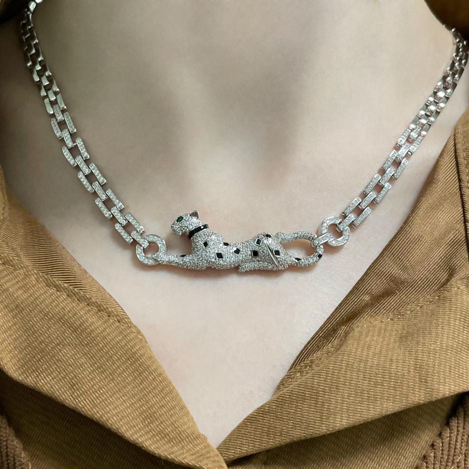 replica,repliche,fake,1:1,earrings,bracelet,ring,jewelry Collana con ghepardo di Cartier replica,repliche,fake,1:1,earrings,bracelet,ring,jewelry Collana con ghepardo di Cartier