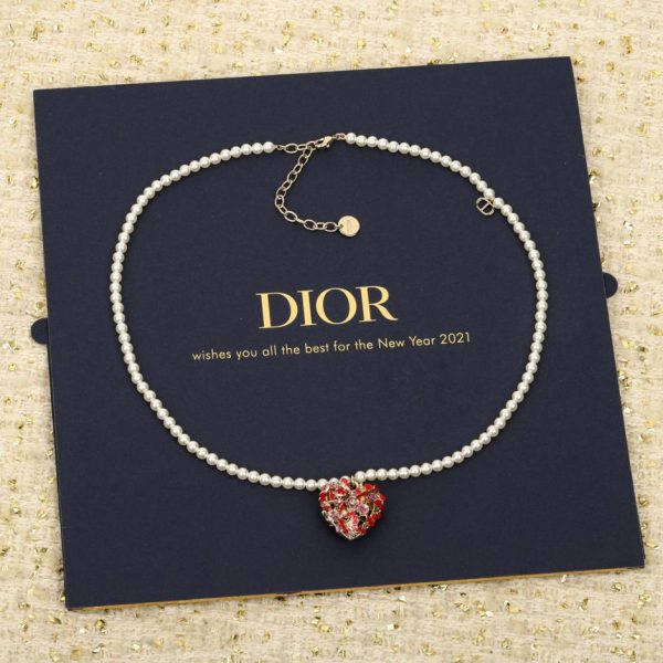 Collana di perle Dior in edizione limitata