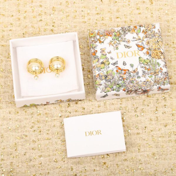 Orecchini Dior con perle cave