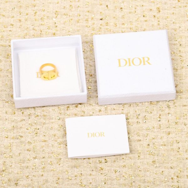 replica,repliche,fake,1:1,earrings,bracelet,ring,jewelry Nuovo anello CD Dior