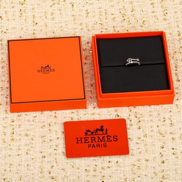 Anello al naso di maiale di Hermes