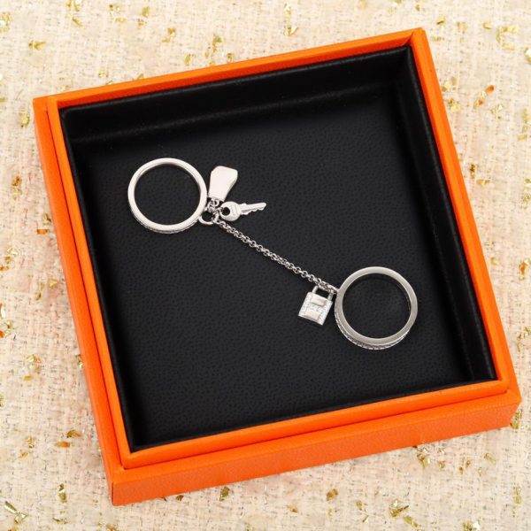 Anello Hermes Kelly in oro bianco