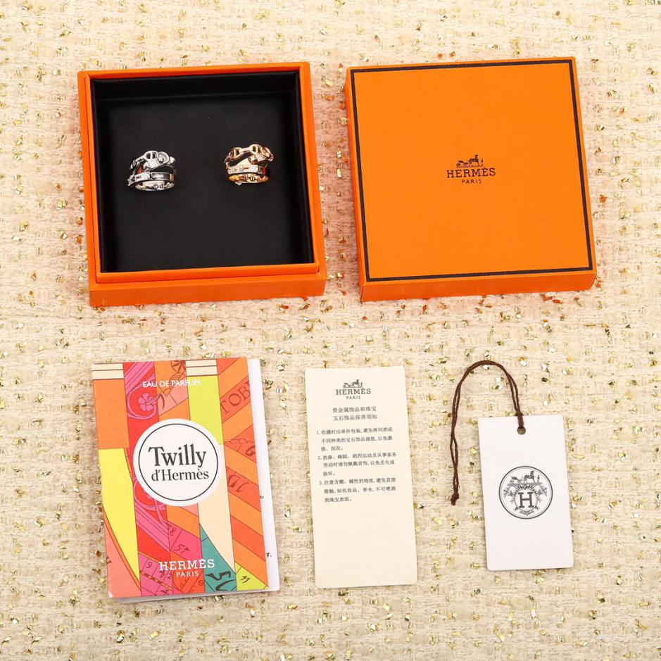 replica,repliche,fake,1:1,earrings,bracelet,ring,jewelry Anello tre in uno con naso di maiale di Hermes replica,repliche,fake,1:1,earrings,bracelet,ring,jewelry Anello tre in uno con naso di maiale di Hermes