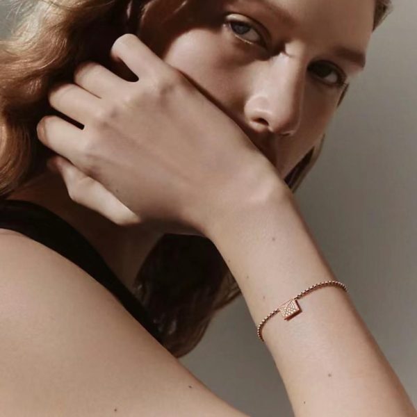 Bracciale HermesV in oro e diamanti