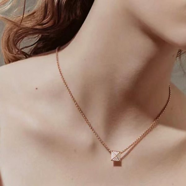 Collana HermesV in oro e diamanti