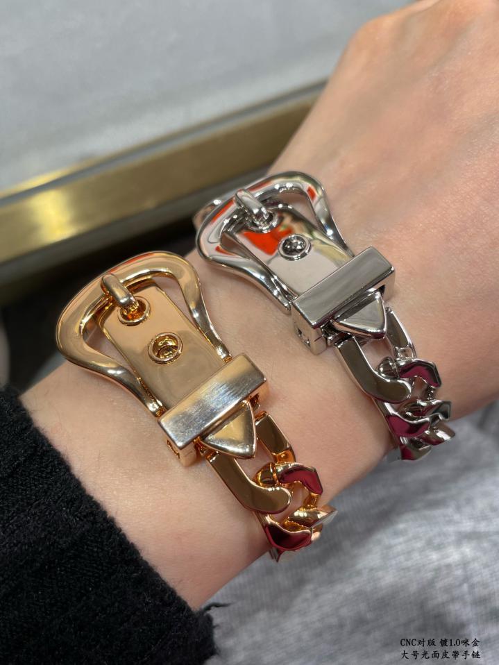 replica,repliche,fake,1:1,earrings,bracelet,ring,jewelry Bracciale Hermes grande con cintura lucida replica,repliche,fake,1:1,earrings,bracelet,ring,jewelry Bracciale Hermes grande con cintura lucida
