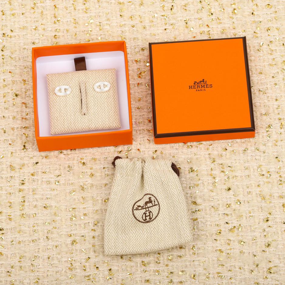 replica,repliche,fake,1:1,earrings,bracelet,ring,jewelry Orecchini Hermes con naso di maiale replica,repliche,fake,1:1,earrings,bracelet,ring,jewelry Orecchini Hermes con naso di maiale