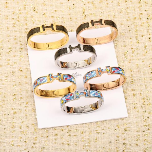 Nuovo braccialetto Clic di Hermès