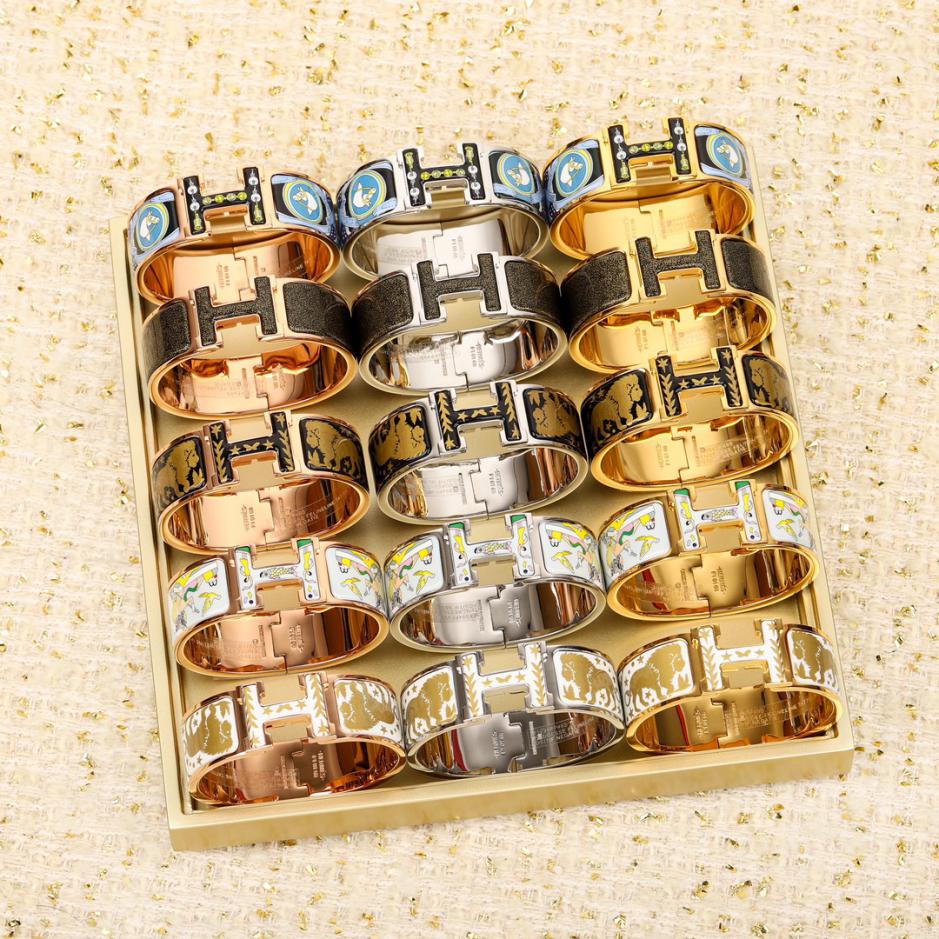 replica,repliche,fake,1:1,earrings,bracelet,ring,jewelry Bracciale Clic versione media larga Hermes replica,repliche,fake,1:1,earrings,bracelet,ring,jewelry Bracciale Clic versione media larga Hermes