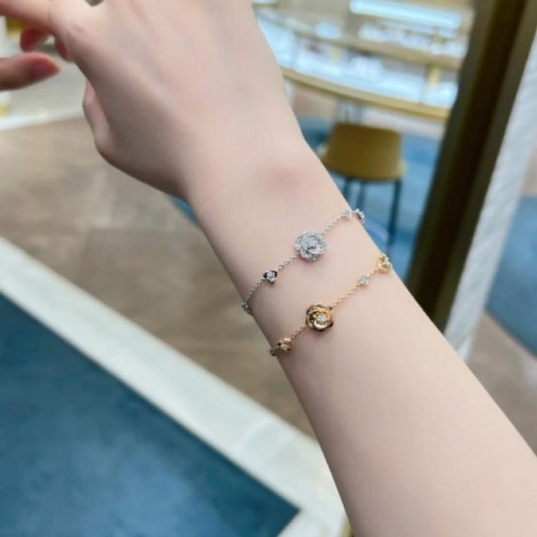 replica,repliche,fake,1:1,earrings,bracelet,ring,jewelry Bracciale Piaget con fiori di diamanti