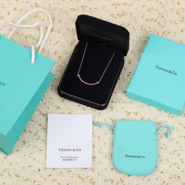 replica,repliche,fake,1:1,earrings,bracelet,ring,jewelry Collana sorriso Tiffany