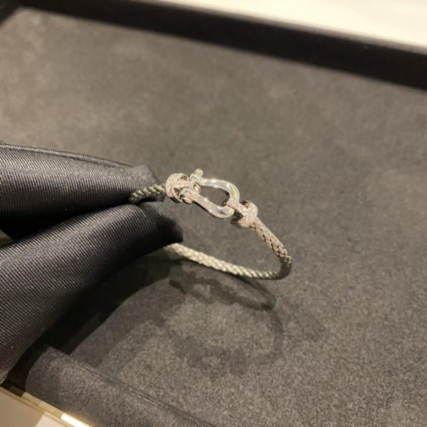replica,repliche,fake,1:1,earrings,bracelet,ring,jewelry Bracciale Fred in argento con diamanti piccoli