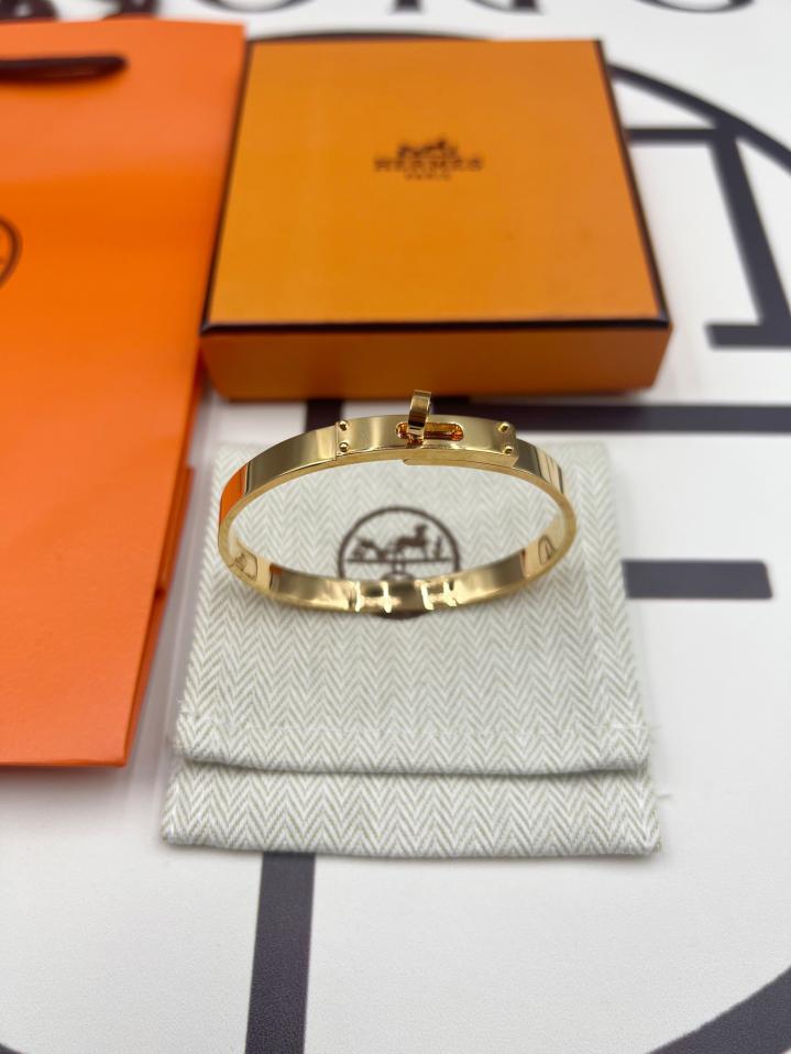 replica,repliche,fake,1:1,earrings,bracelet,ring,jewelry Bracciale Hermes Kelly versione aggiornata senza diamanti replica,repliche,fake,1:1,earrings,bracelet,ring,jewelry Bracciale Hermes Kelly versione aggiornata senza diamanti