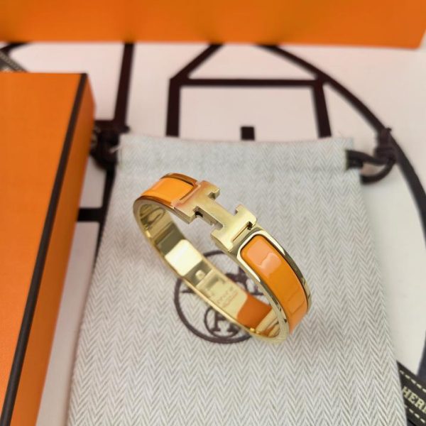 replica,repliche,fake,1:1,earrings,bracelet,ring,jewelry Bracciale Hermes classico smaltato H/modello aggiornato