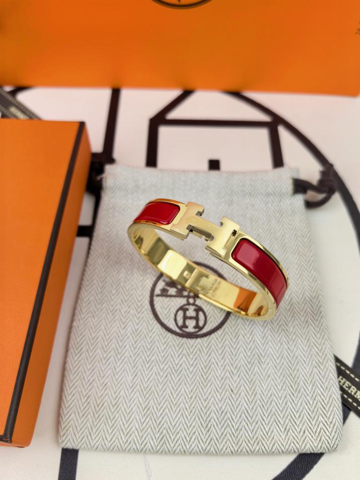 replica,repliche,fake,1:1,earrings,bracelet,ring,jewelry Bracciale Hermes classico smaltato H/modello aggiornato replica,repliche,fake,1:1,earrings,bracelet,ring,jewelry Bracciale Hermes classico smaltato H/modello aggiornato