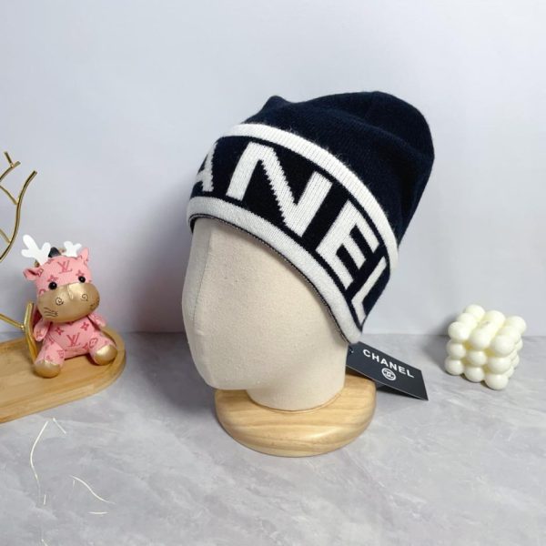 replica,repliche,fake,1:1,earrings,bracelet,ring,jewelry L’ultimo cappello lavorato a maglia di lana di Chanel, unisex