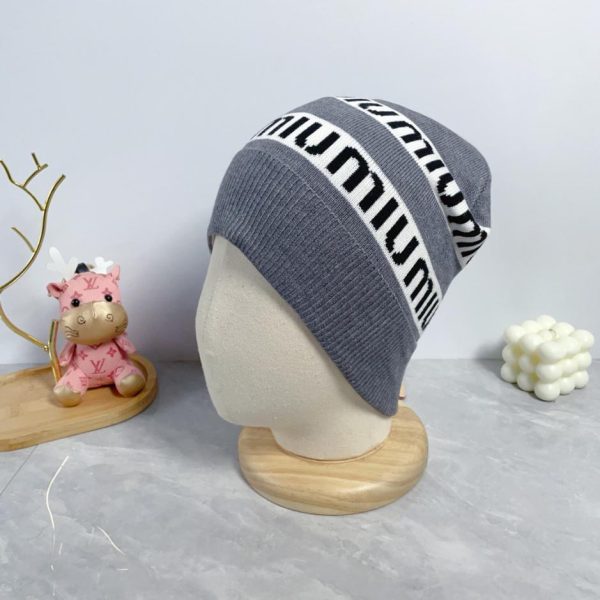replica,repliche,fake,1:1,earrings,bracelet,ring,jewelry L’ultimo cappello in maglia di lana di MiuMiu, unisex