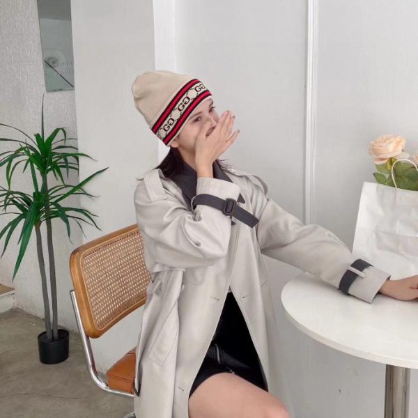 replica,repliche,fake,1:1,earrings,bracelet,ring,jewelry Cappello GUCCI nuovo