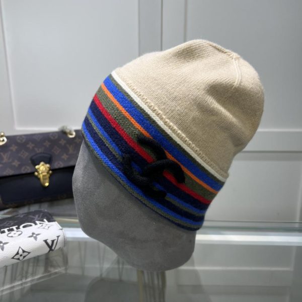 replica,repliche,fake,1:1,earrings,bracelet,ring,jewelry Il nuovo stile Chanel per uomo e donna
