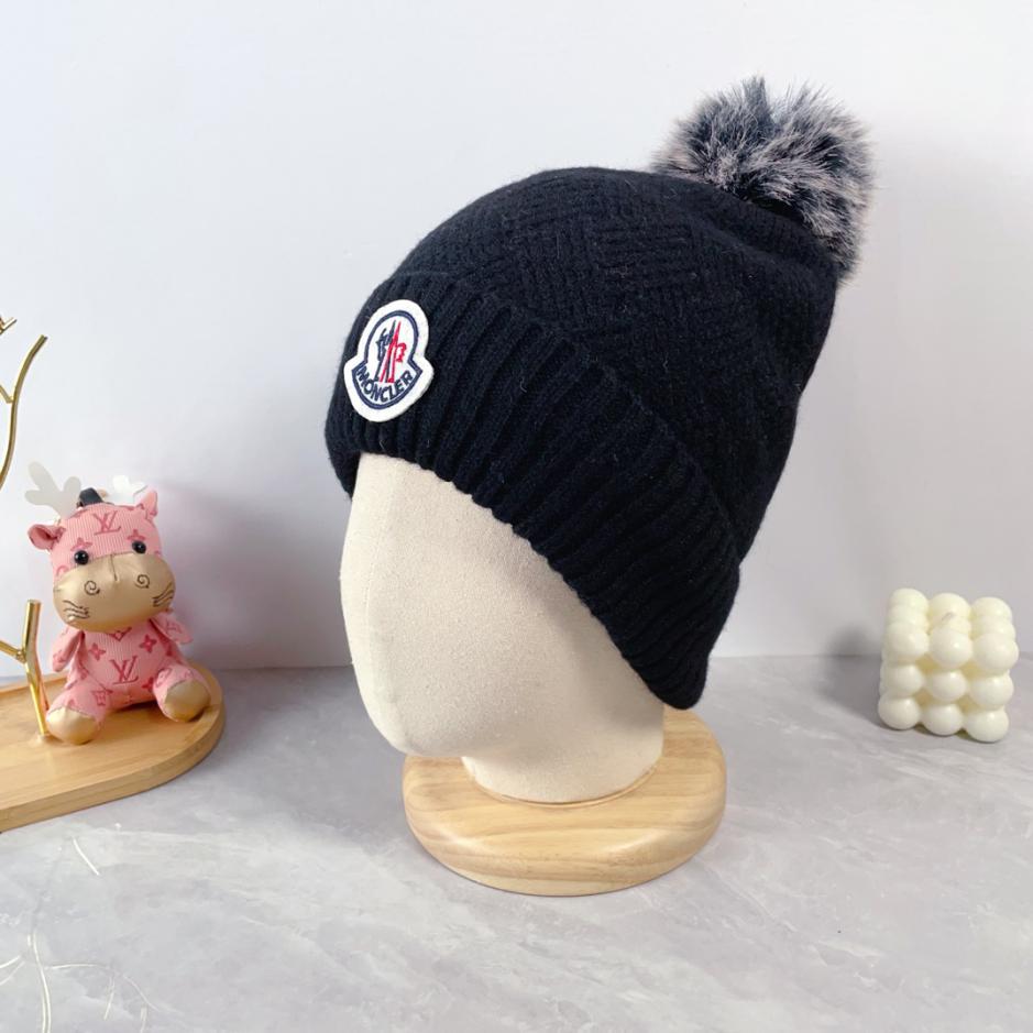 replica,repliche,fake,1:1,earrings,bracelet,ring,jewelry Berretto MONCLER in maglia replica,repliche,fake,1:1,earrings,bracelet,ring,jewelry Berretto MONCLER in maglia