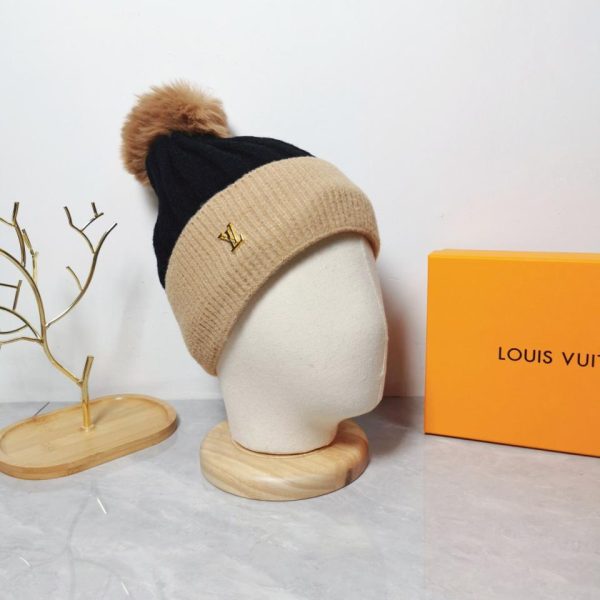 replica,repliche,fake,1:1,earrings,bracelet,ring,jewelry Berretto Louis Vuitton