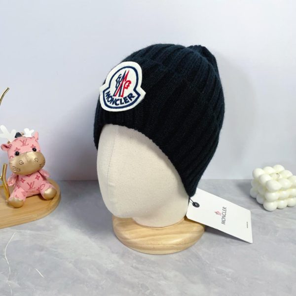 replica,repliche,fake,1:1,earrings,bracelet,ring,jewelry Berretto in maglia MONCLER ultimo modello, unisex