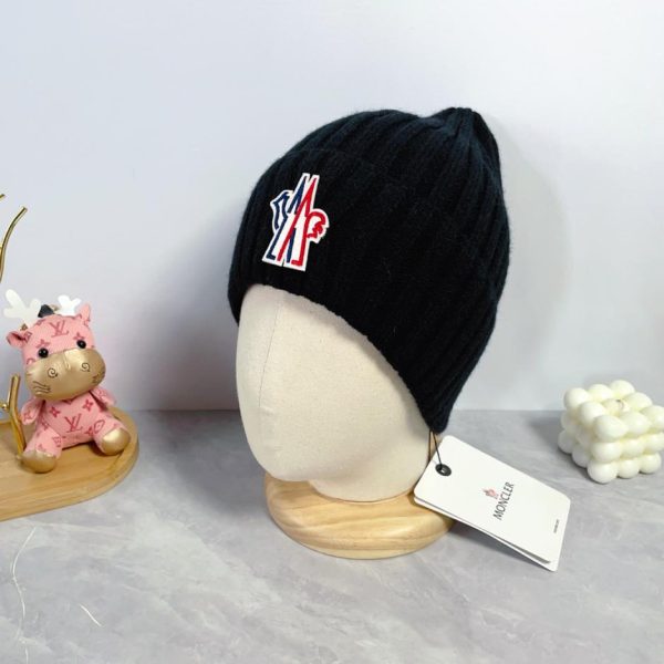 replica,repliche,fake,1:1,earrings,bracelet,ring,jewelry Berretto in maglia MONCLER ultimo modello, unisex