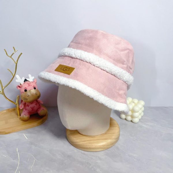 replica,repliche,fake,1:1,earrings,bracelet,ring,jewelry Ugg nuovo cappello da pescatore autunnale e invernale
