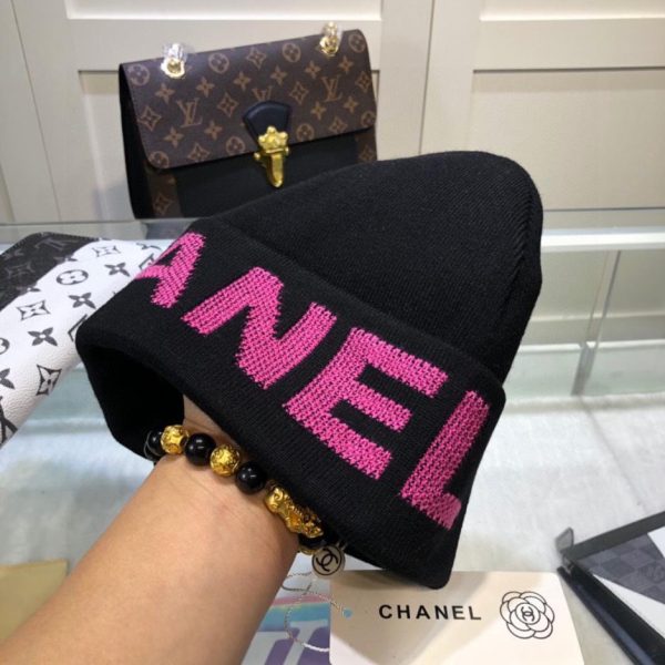 replica,repliche,fake,1:1,earrings,bracelet,ring,jewelry Cappello Chanel lavorato a maglia in lana cashmere doppio strato