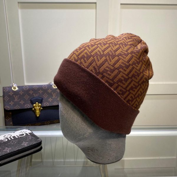 replica,repliche,fake,1:1,earrings,bracelet,ring,jewelry Fendi in lana vergine e cashmere