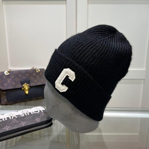 replica,repliche,fake,1:1,earrings,bracelet,ring,jewelry Cappello lavorato a maglia CELINE per uomo e donna