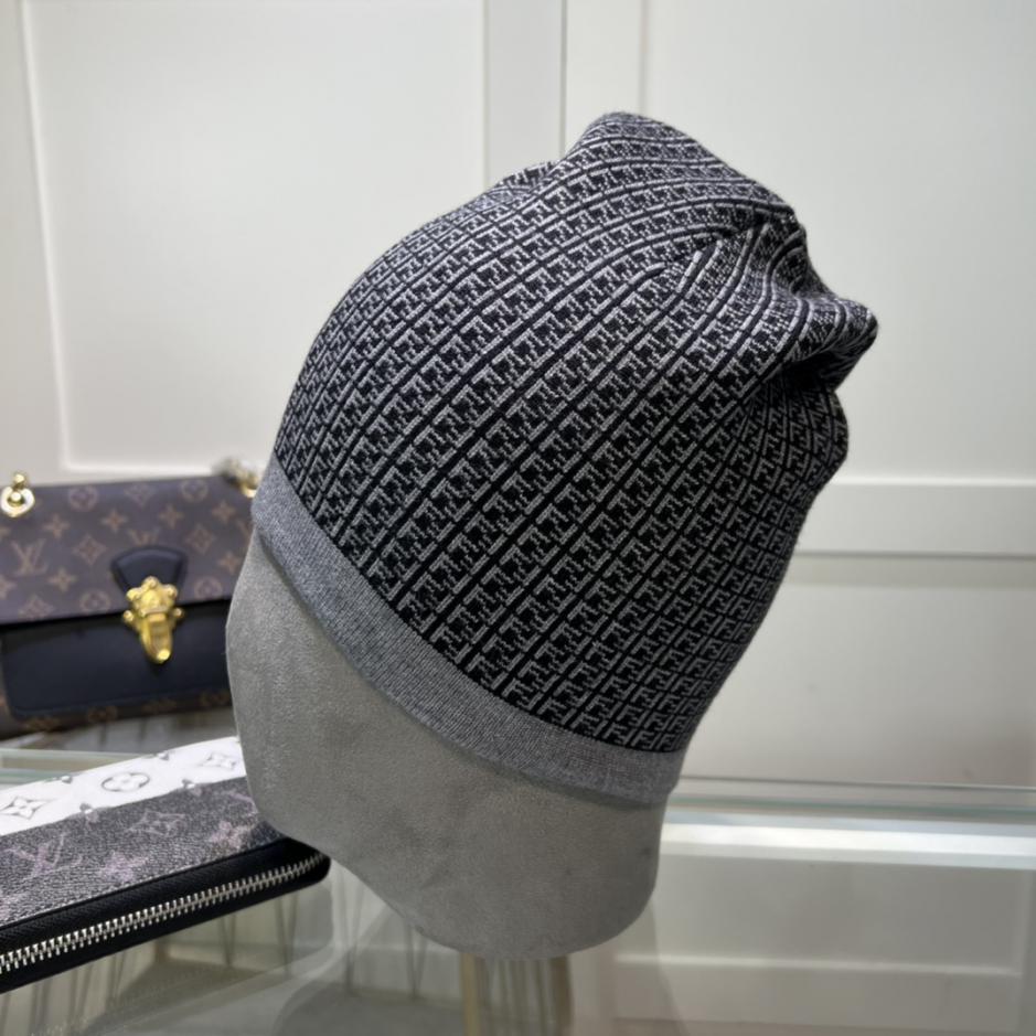 replica,repliche,fake,1:1,earrings,bracelet,ring,jewelry Cappello in maglia Fendi per uomo e donna replica,repliche,fake,1:1,earrings,bracelet,ring,jewelry Cappello in maglia Fendi per uomo e donna
