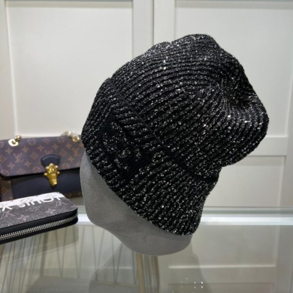 replica,repliche,fake,1:1,earrings,bracelet,ring,jewelry Il nuovo stile Chanel per uomo e donna